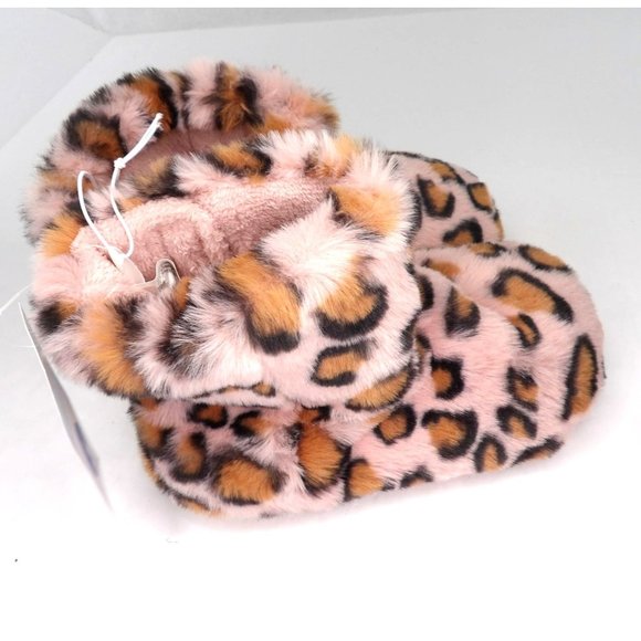 Girl's Pink Leopard Plush Slippers Youth L 9/10 NWT - Picture 4 of 6